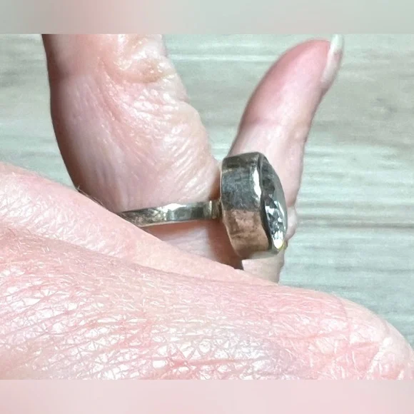 Designer Silpada Sterling Silver Cubic Zirconia Center Stack Ring, Size 5.75 - Picture 11 of 12